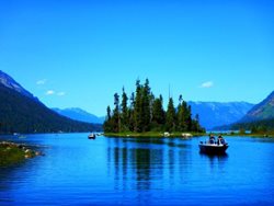 Lake-Wenatchee-Returning-Boats