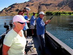 Chelan Falls Eric Shooting web